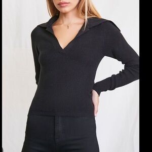 FOREVER 21 Split drape v neck sweater knit crop top